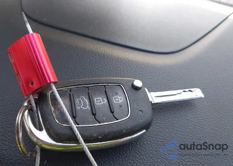 2016 Hyundai Tucson Se z USA, uszkodzony, nr VIN KM8J33A41GU115719